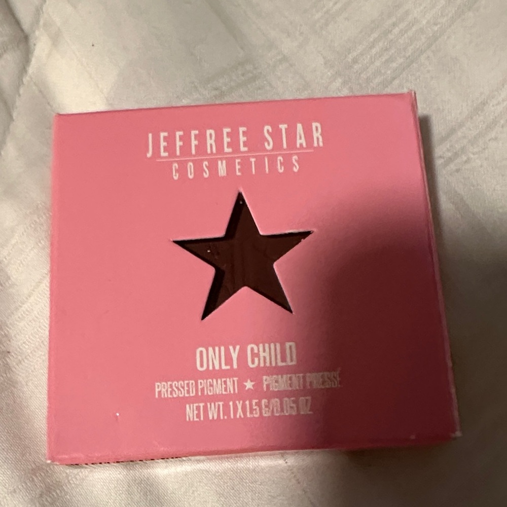 Jeffree Star eyeshadow